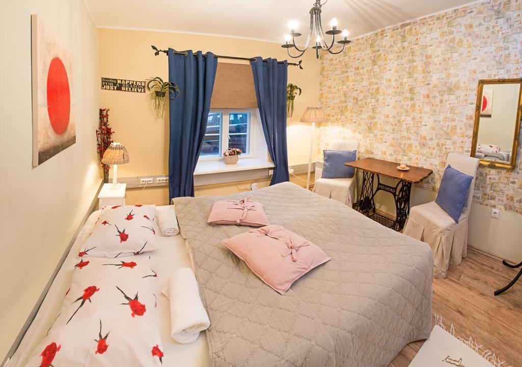 Oldhouse Hostel Tallinn Bagian luar foto